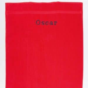 Håndklæde med navn - Rød 100x 150 cm